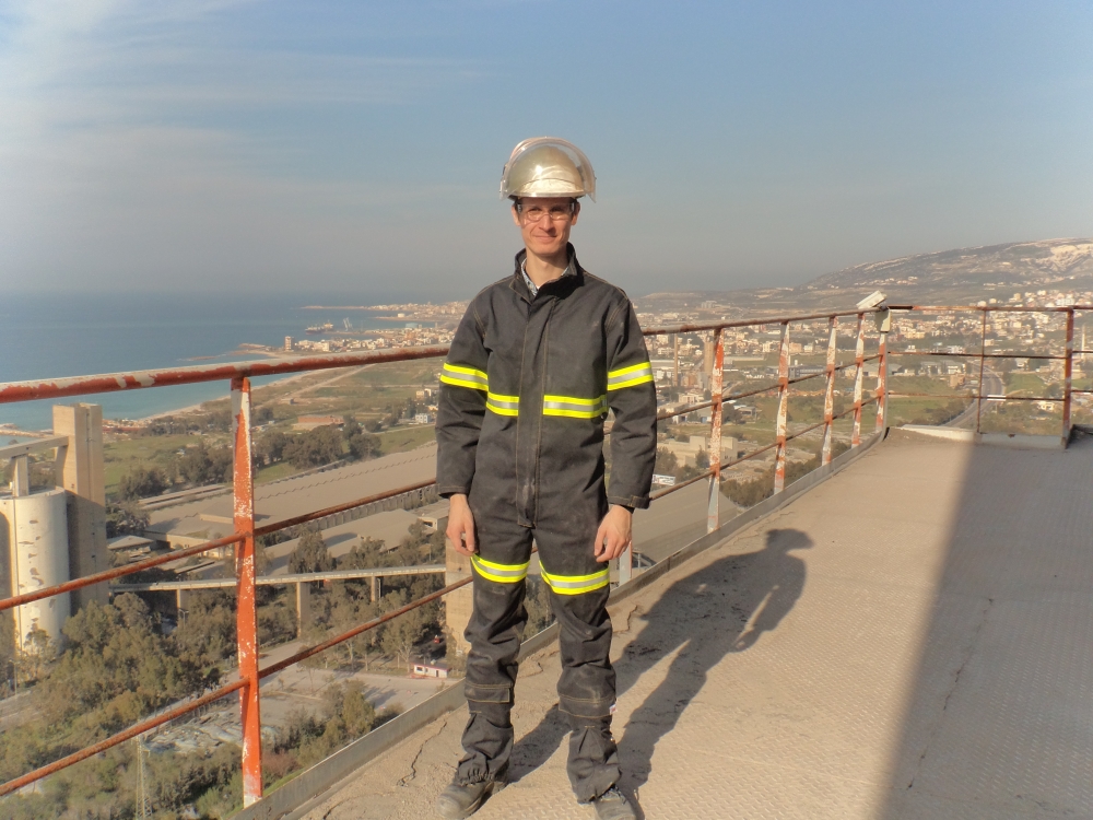 Dr. Stefan Kern on-site in Libanon.